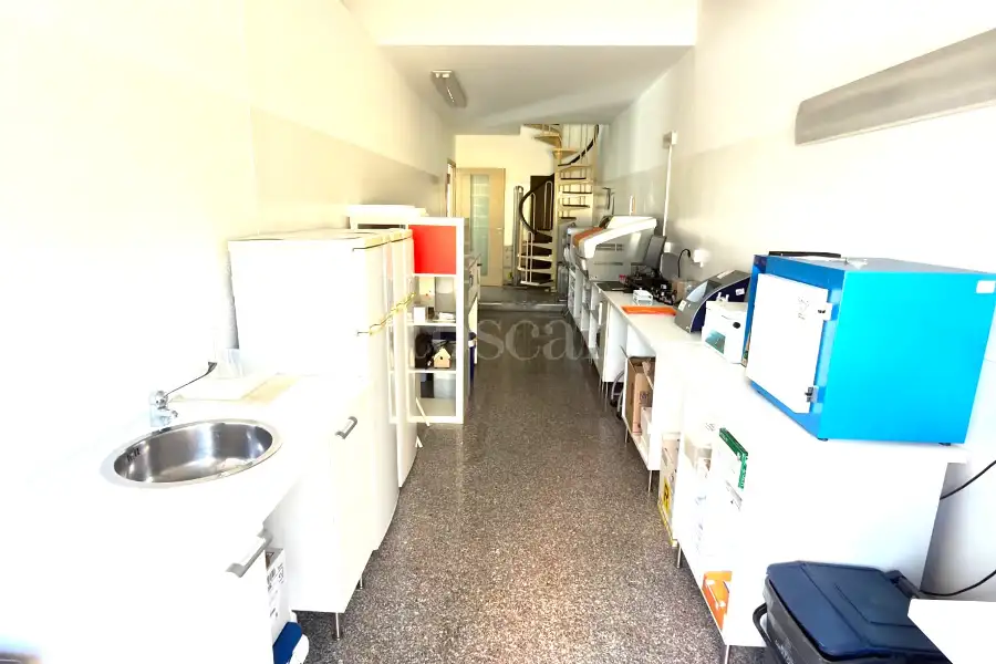 Laboratorio in vendita di 120 mq a €275.000 (rif. 28/2026)
