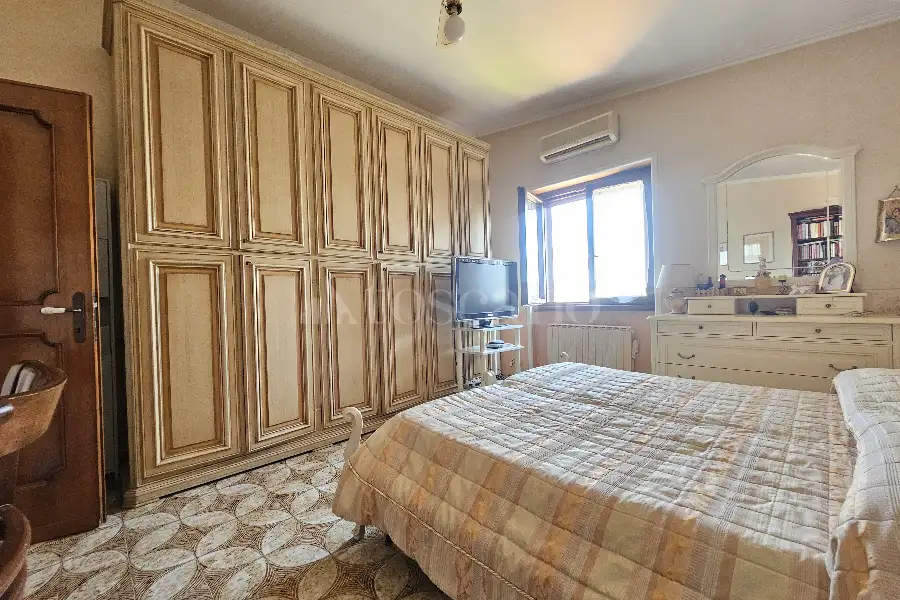 Villa Bifamiliare in vendita di 200 mq a €299.000 (rif. 141/2025)