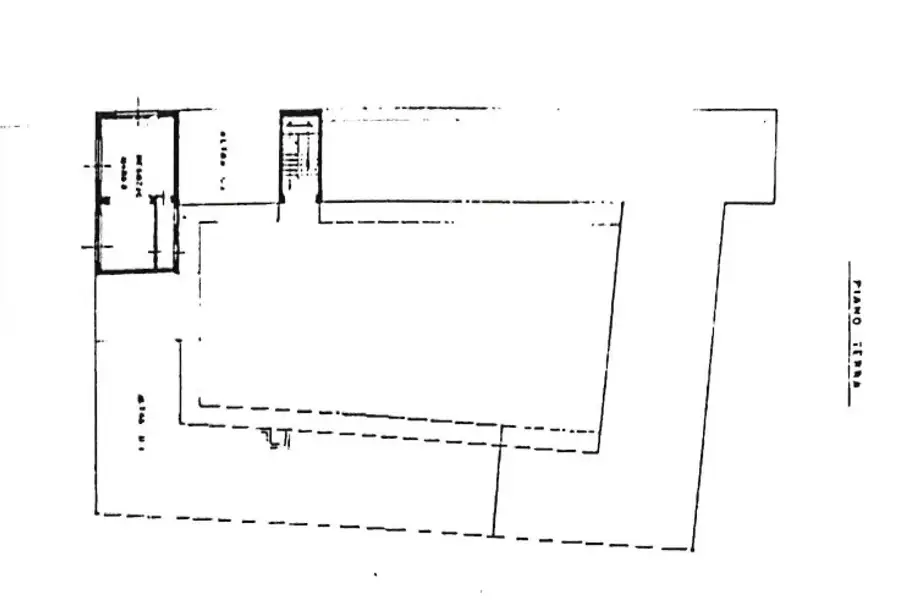 Negozio in affitto di 50 mq a €850 (rif. 20/2026)