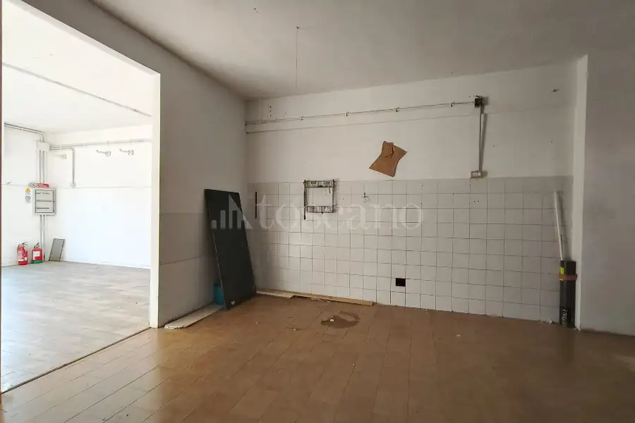 Negozio in vendita di 115 mq a €109.000 (rif. 59/2026)
