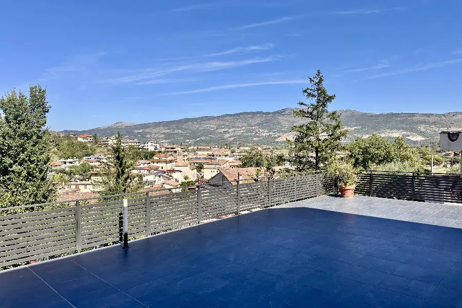 Villa in vendita di 350 mq a €439.000 (rif. 27/2025)