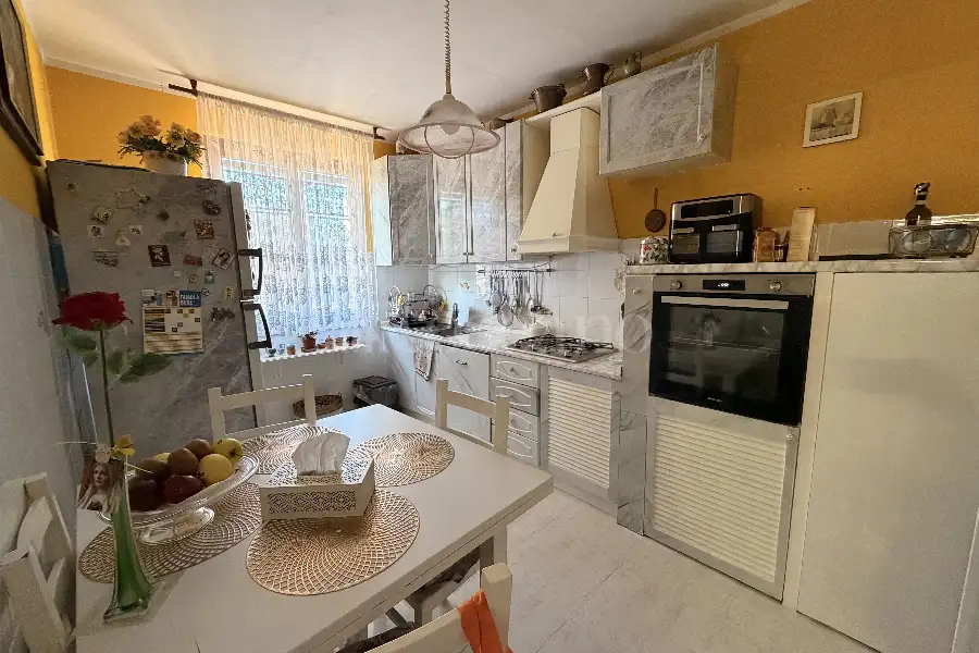 Villa Plurifamiliare in vendita di 130 mq a €205.000 (rif. 3/2026)