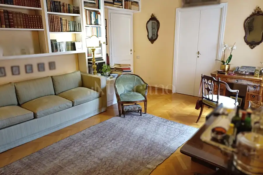 Casa in vendita di 175 mq a €990.000 (rif. 43/2025)