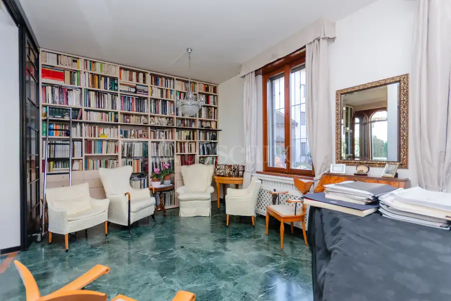 Villa in vendita di 240 mq a €1.180.000 (rif. 20/2025)