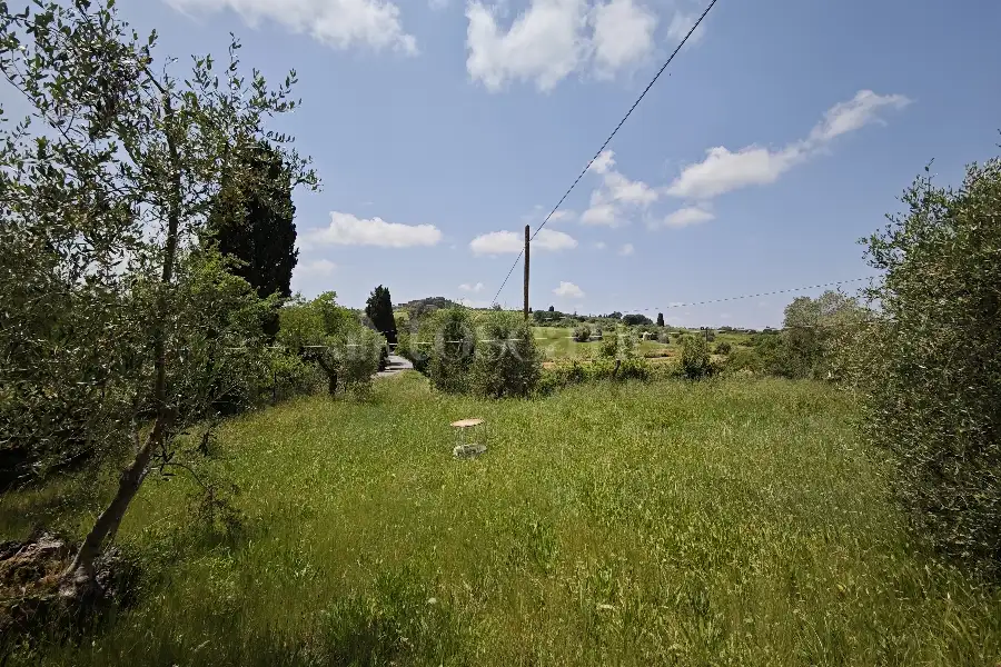 Casale in vendita di 250 mq a €285.000 (rif. 19/2025)