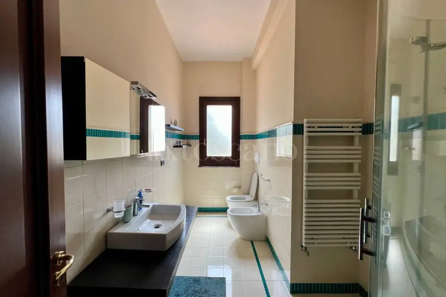 Villa Bifamiliare in vendita di 287 mq a €415.000 (rif. 87/2025)