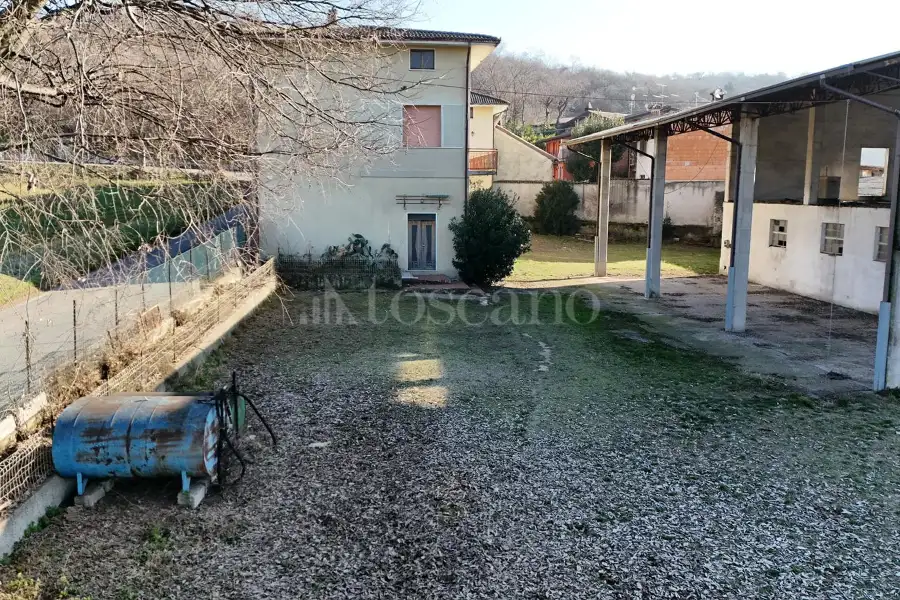 Rustico in vendita di 2.530 mq a €700.000 (rif. 85/2025)