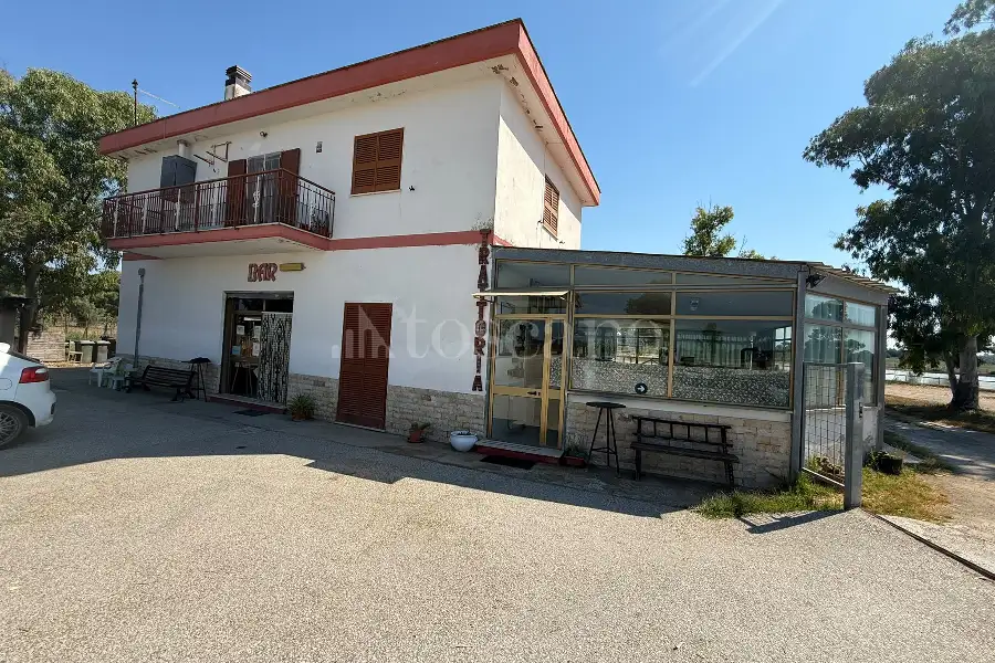 Casa Indipendente in vendita di 200 mq a €1.100.000 (rif. 10/2026)