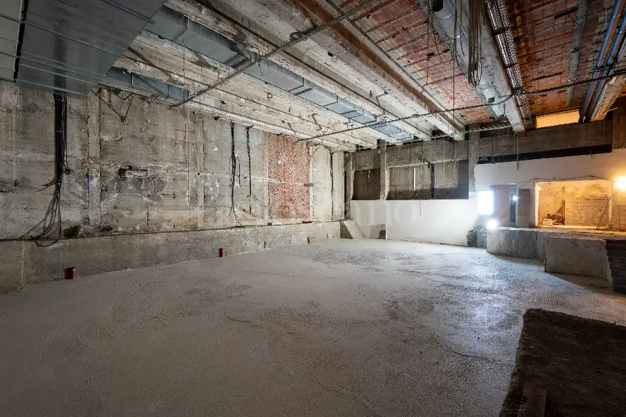 Magazzino in vendita di 1.200 mq a €290.000 (rif. 23/2025)