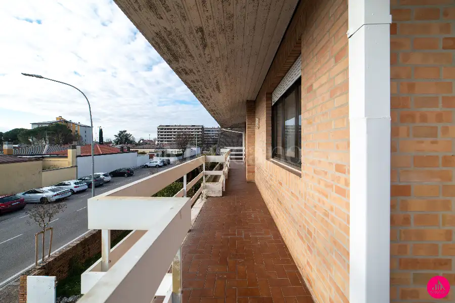 Casa Indipendente in vendita di 370 mq a €380.000 (rif. 8/2026)