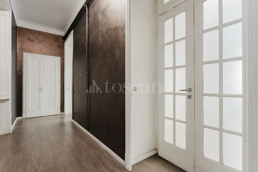 Casa in vendita di 270 mq a €2.990.000 (rif. 70/2025)