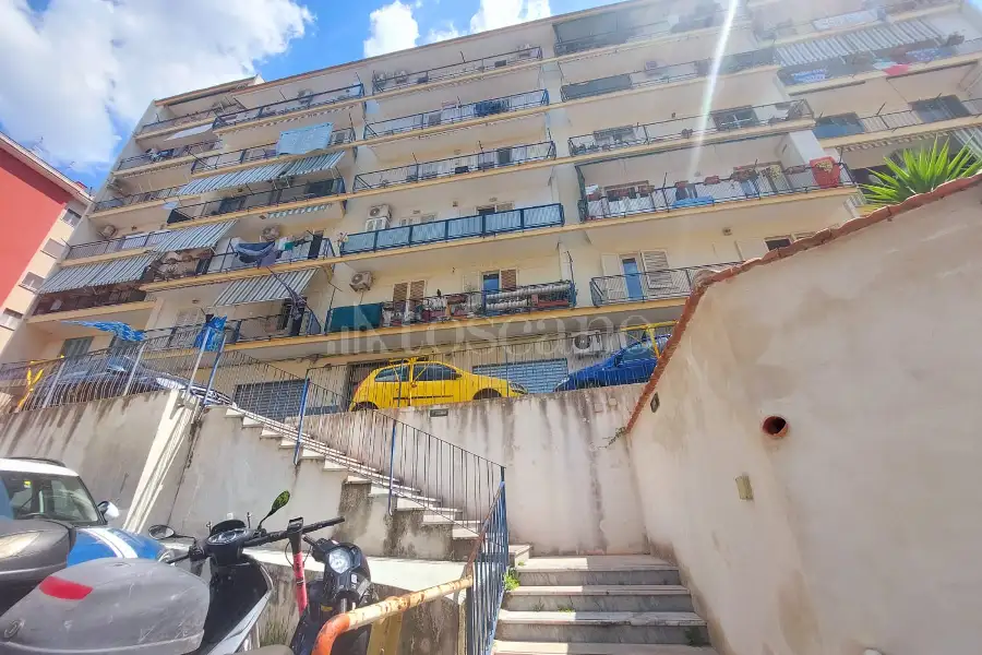 Negozio in vendita di 40 mq a €69.000 (rif. 8/2026)