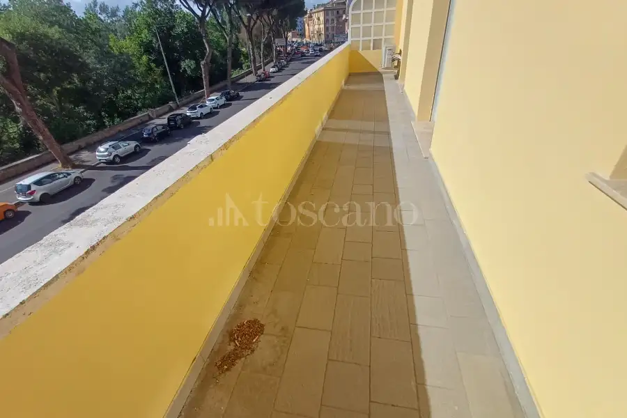Casa in affitto di 200 mq a €5.300 (rif. 10/2026)