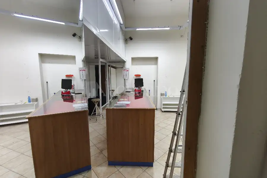 Negozio in affitto di 103 mq a €1.200 (rif. 10/2026)