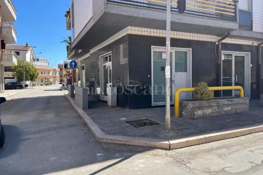 Negozio in vendita di 271 mq a €340.000 (rif. 41/2025)