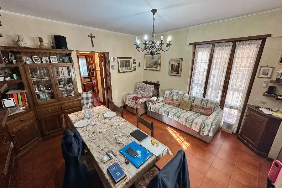 Villa Plurifamiliare in vendita di 100 mq a €260.000 (rif. 12/2026)