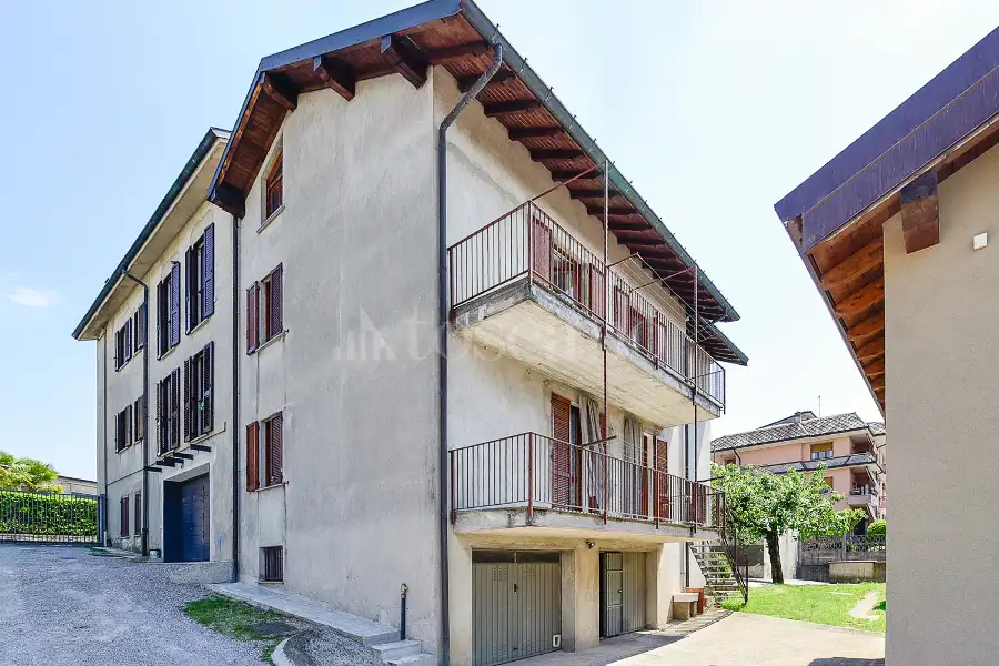 Casa Indipendente in vendita di 220 mq a €285.000 (rif. 33/2026)