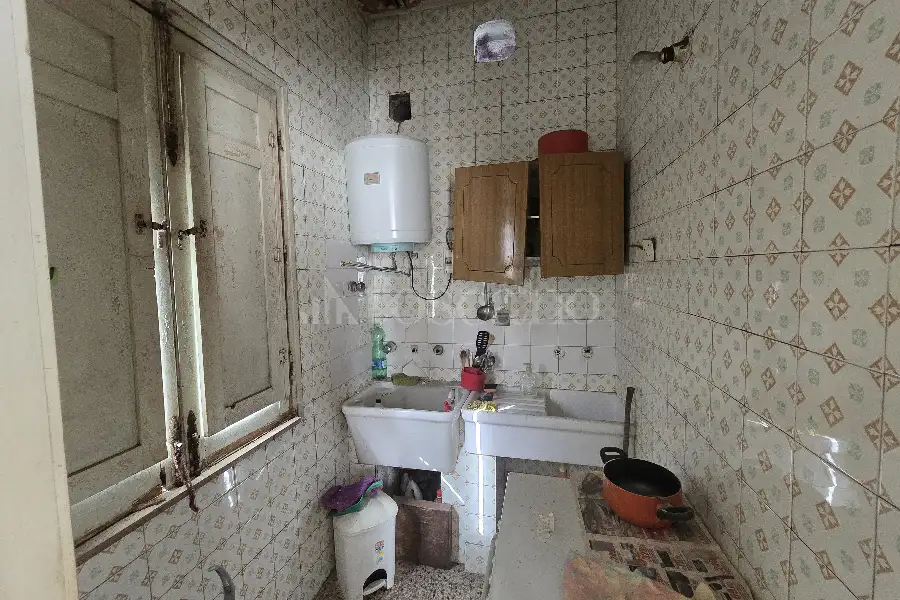 Palazzo in vendita di 328 mq a €265.000 (rif. 61/2026)