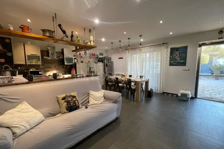 Casa in vendita di 100 mq a €235.000 (rif. 35/2026)
