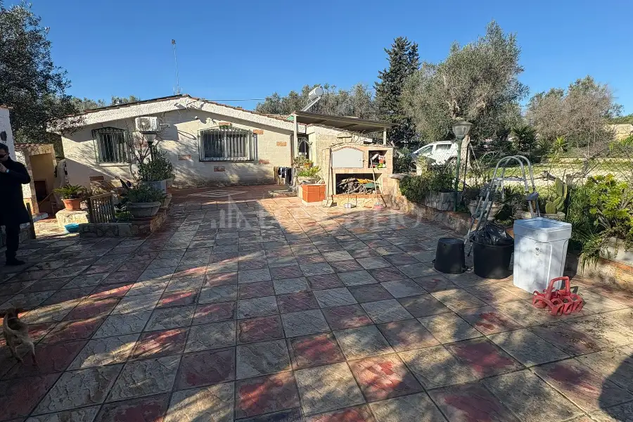 Villa in vendita di 180 mq a €194.000 (rif. 33/2025)