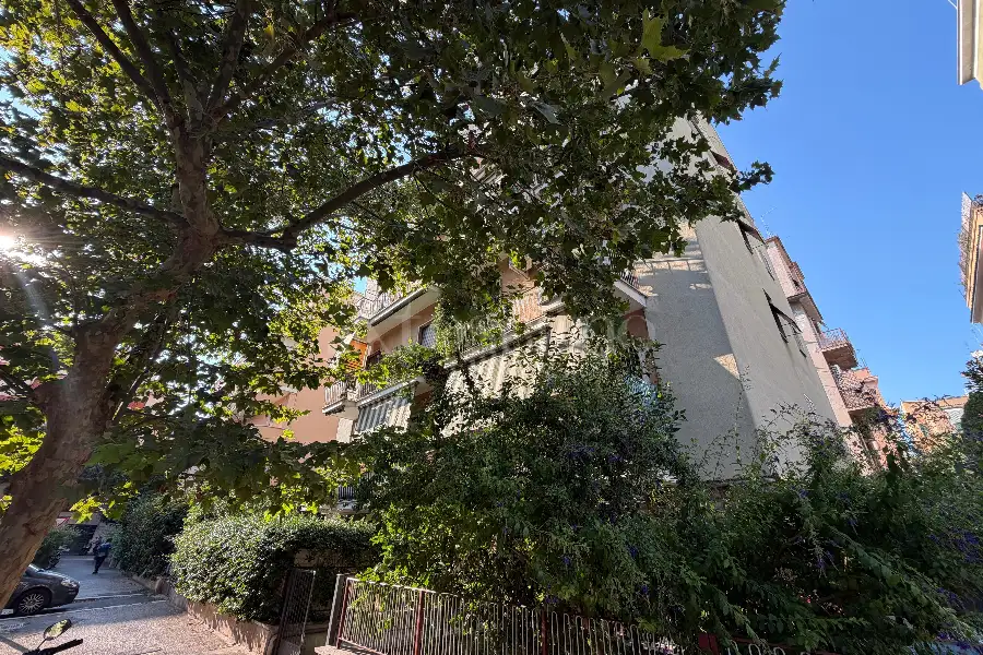 Casa in affitto di 75 mq a €1.450 (rif. 40/2026)