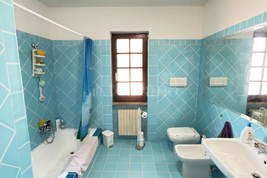 Villa in vendita di 280 mq a €590.000 (rif. 21/2026)