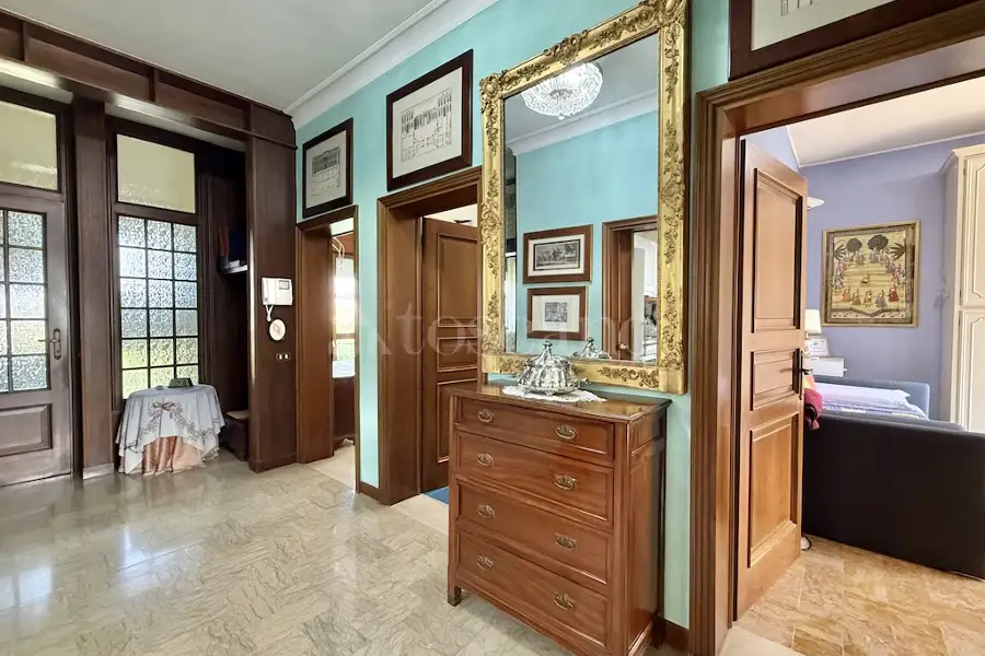 Casa Indipendente in vendita di 200 mq a €490.000 (rif. 31/2026)