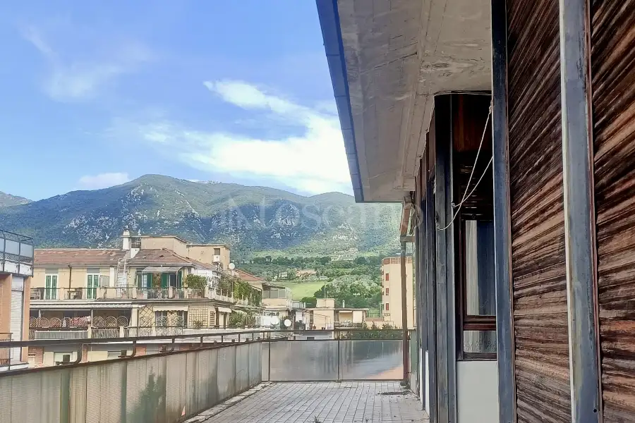 Attico in vendita di 160 mq a €198.000 (rif. 49/2025)
