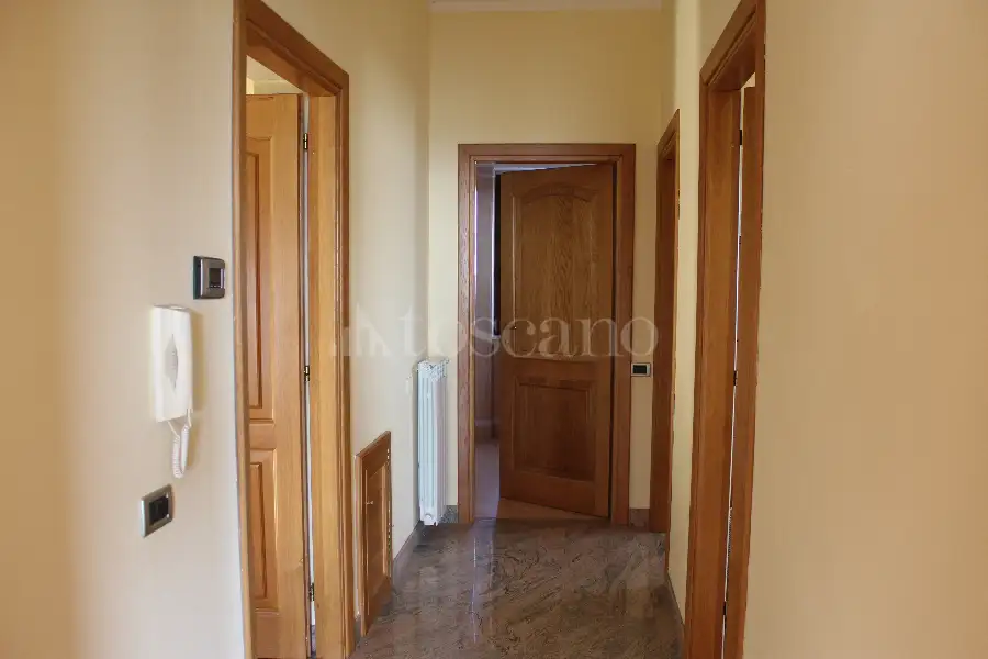 Villa in vendita di 270 mq a €255.000 (rif. 4/2026)