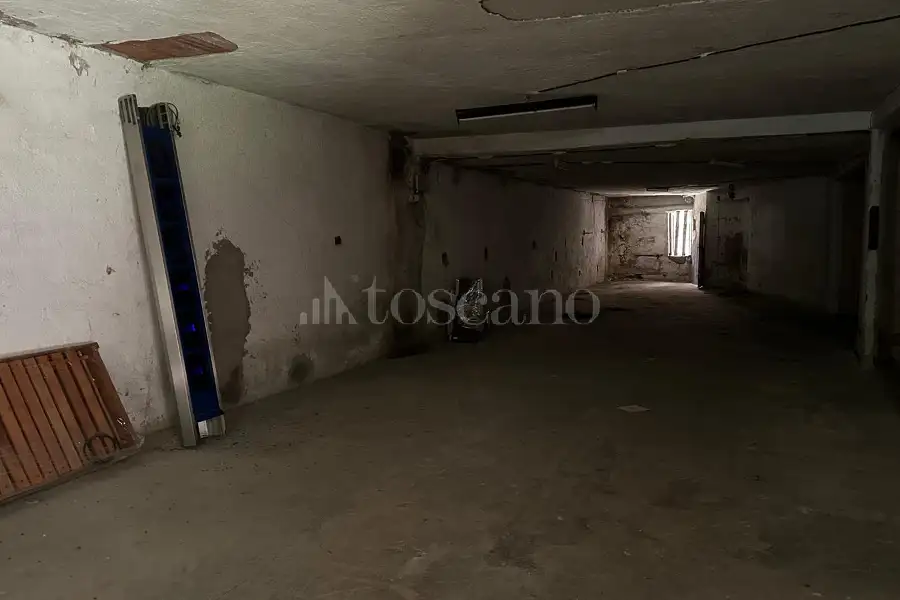 Cantina in vendita di 215 mq a €109.000 (rif. 23/2026)