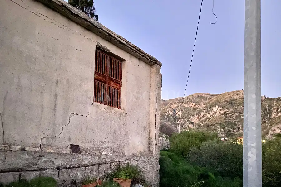 Agricolo in vendita di 940 mq a €60.000 (rif. 9/2026)