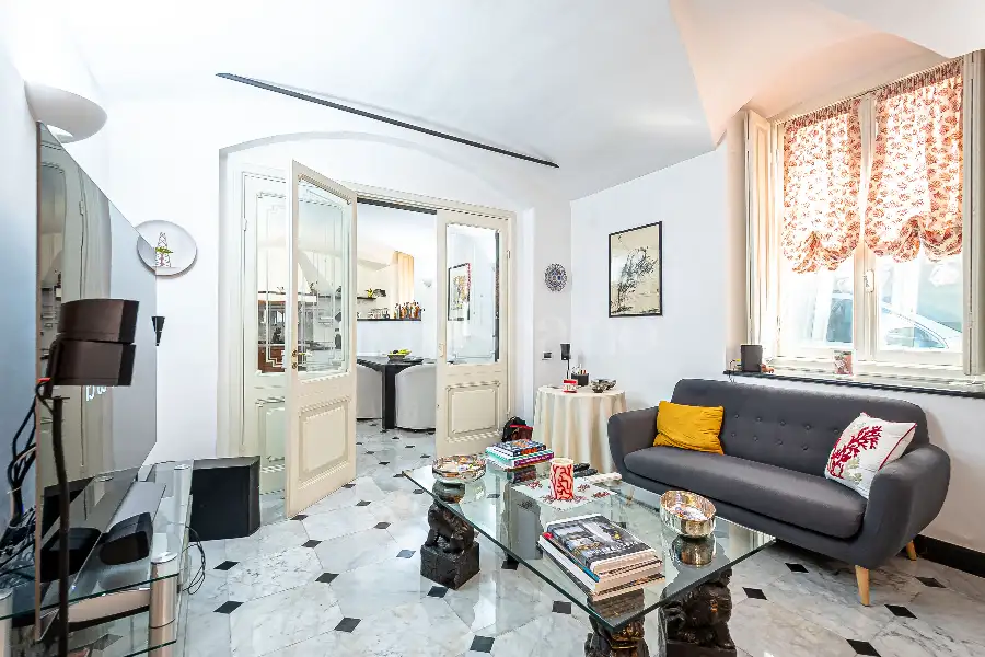 Villa in vendita di 496 mq a €3.950.000 (rif. 71/2026)