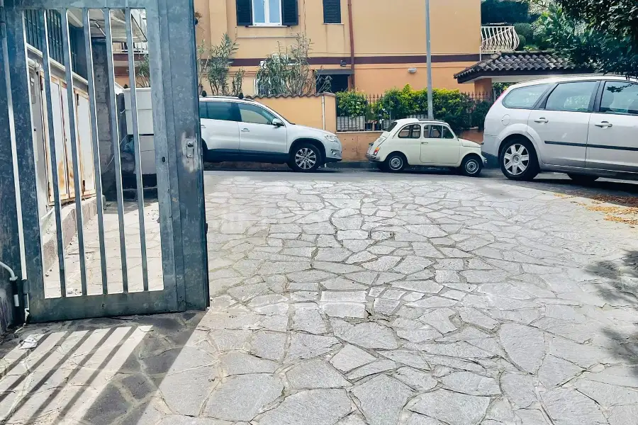 Laboratorio in affitto di 224 mq a €2.500 (rif. 19/2026)