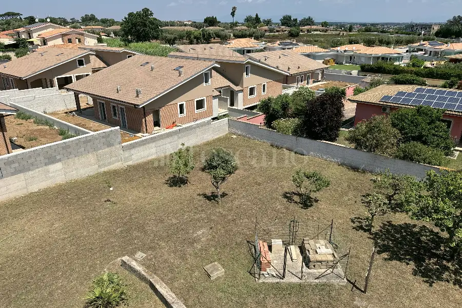 Casa in vendita di 800 mq a €879.000 (rif. 109/2024)