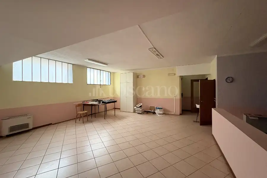 Casa in vendita di 370 mq a €135.000 (rif. 90/2025)