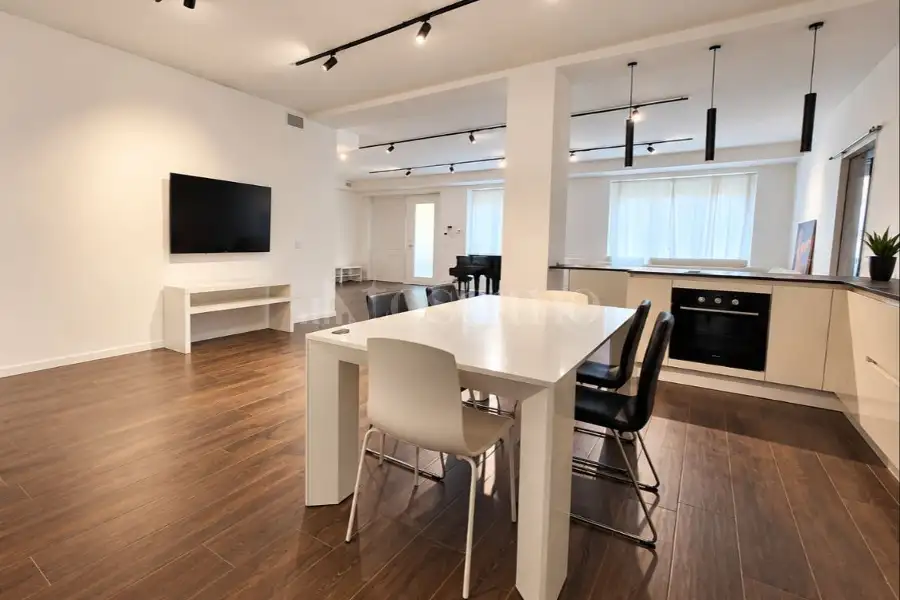 Casa in vendita di 130 mq a €735.000 (rif. 10/2026)