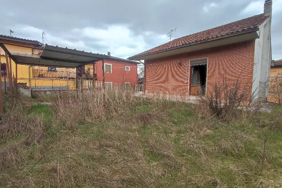 Villa in vendita di 250 mq a €70.000 (rif. 19/2026)