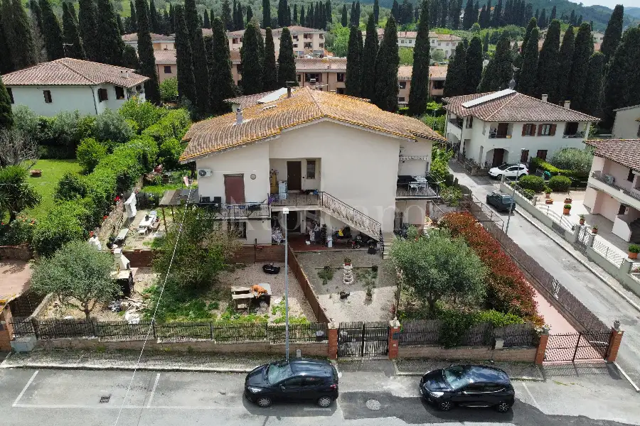Casa Indipendente in vendita di 180 mq a €235.000 (rif. 25/2026)