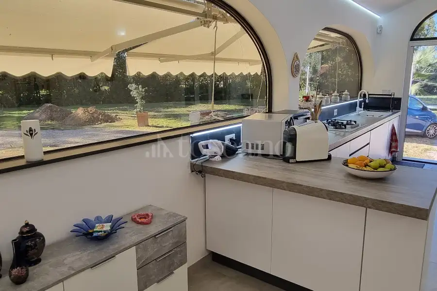 Casale in vendita di 170 mq a €645.000 (rif. 41/2024)