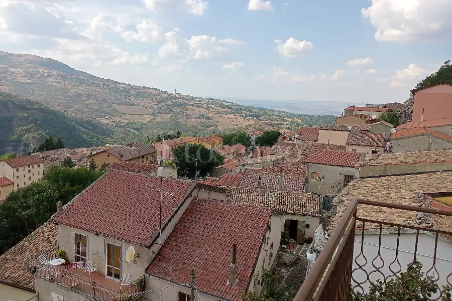 Casa in vendita di 80 mq a €40.000 (rif. 49/2023)