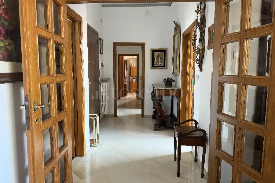 Attico in vendita di 184 mq a €650.000 (rif. 7/2026)