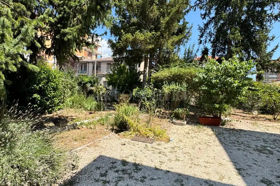 Villa in vendita di 413 mq a €700.000 (rif. 94/2025)