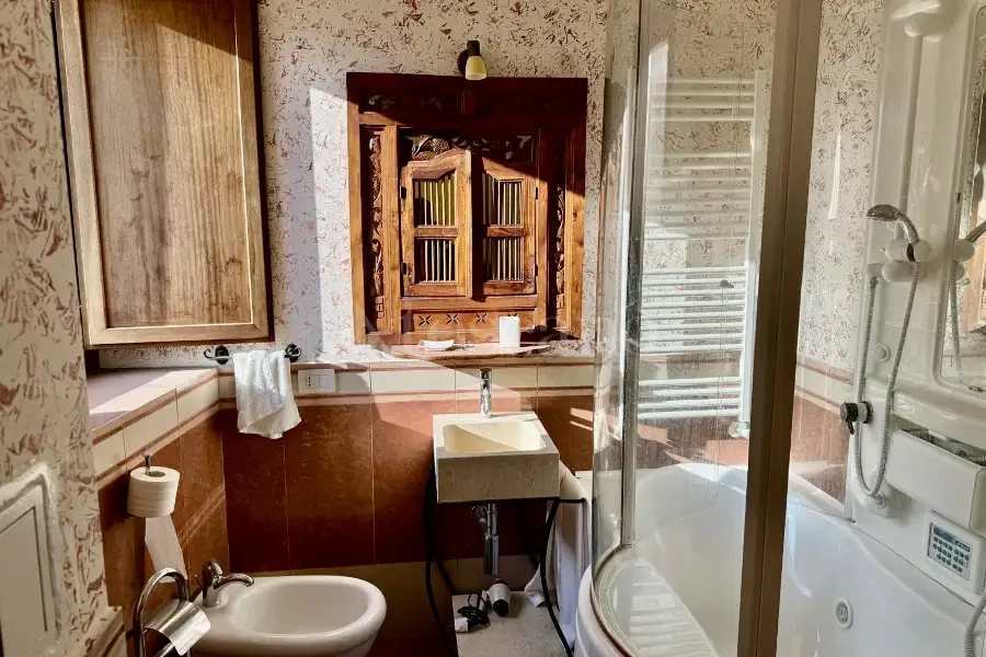 Albergo in vendita di 250 mq a €449.000 (rif. 40/2024)