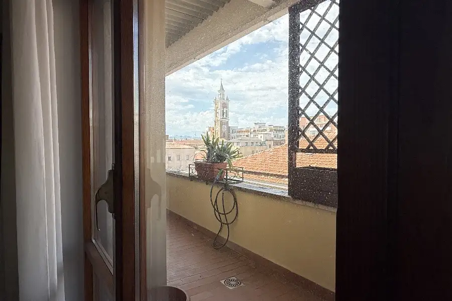 Attico in vendita di 184 mq a €650.000 (rif. 7/2026)