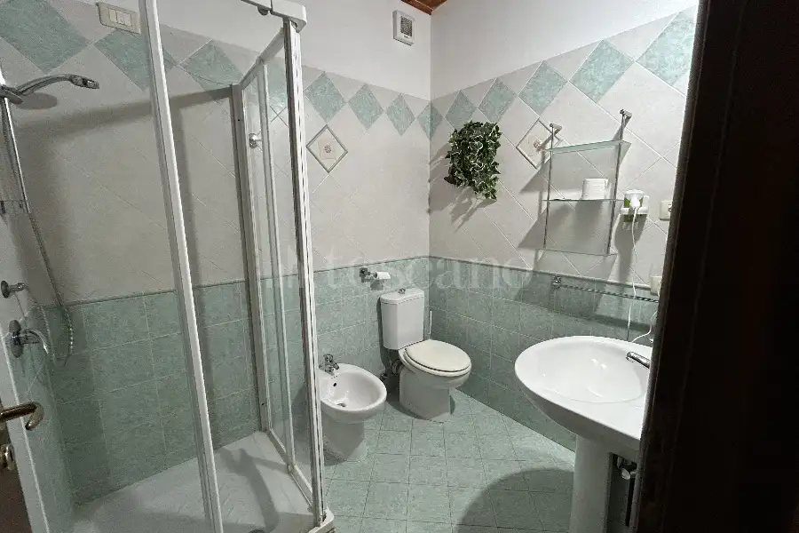 Palazzo in vendita di 400 mq a €445.000 (rif. 15/2025)