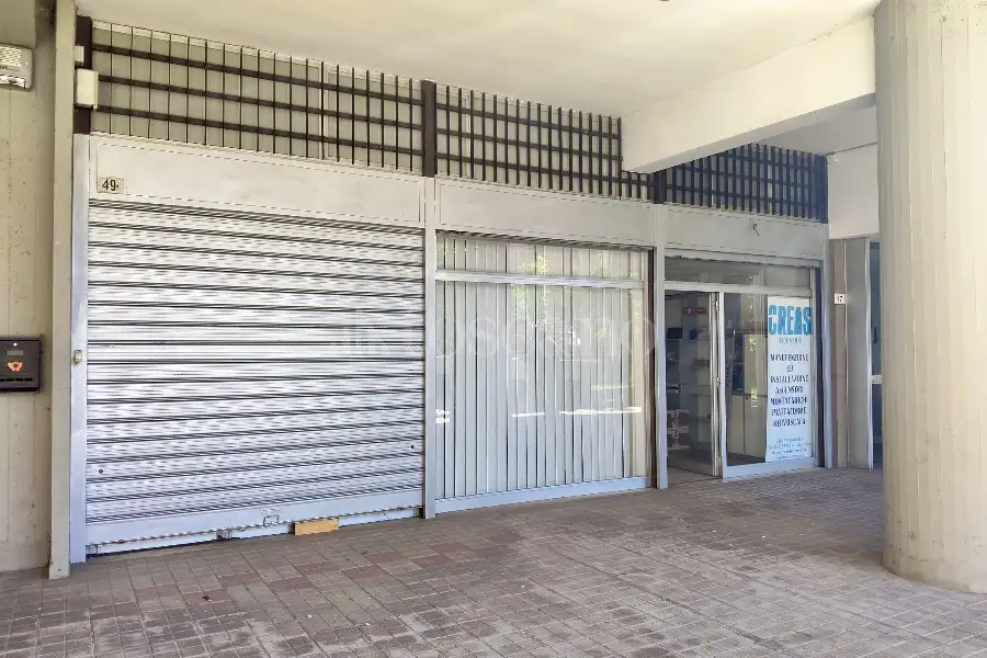 Negozio in affitto di 90 mq a €600 (rif. 38/2026)