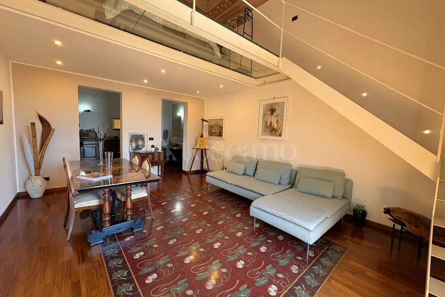 Casa in vendita di 255 mq a €949.000 (rif. 23/2026)