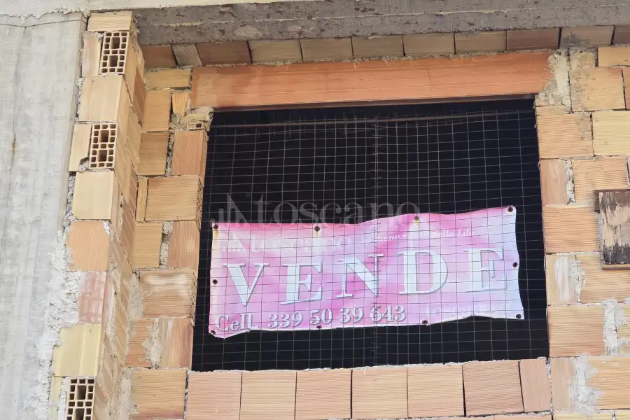 Casa Indipendente in vendita di 650 mq a €130.000 (rif. 56/2025)