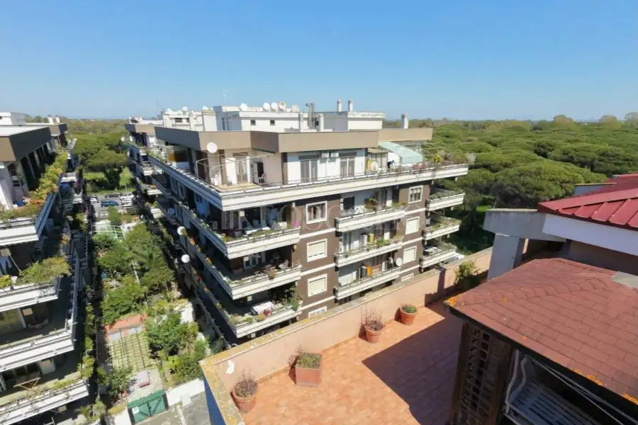 Attico in vendita di 185 mq a €479.000 (rif. 65/2026)