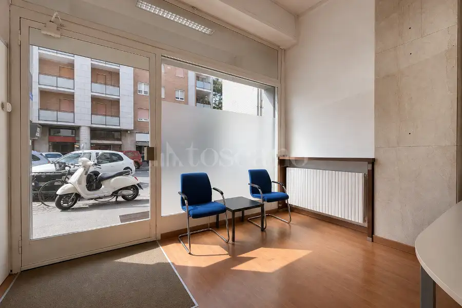 Negozio in vendita di 100 mq a €530.000 (rif. 66/2026)